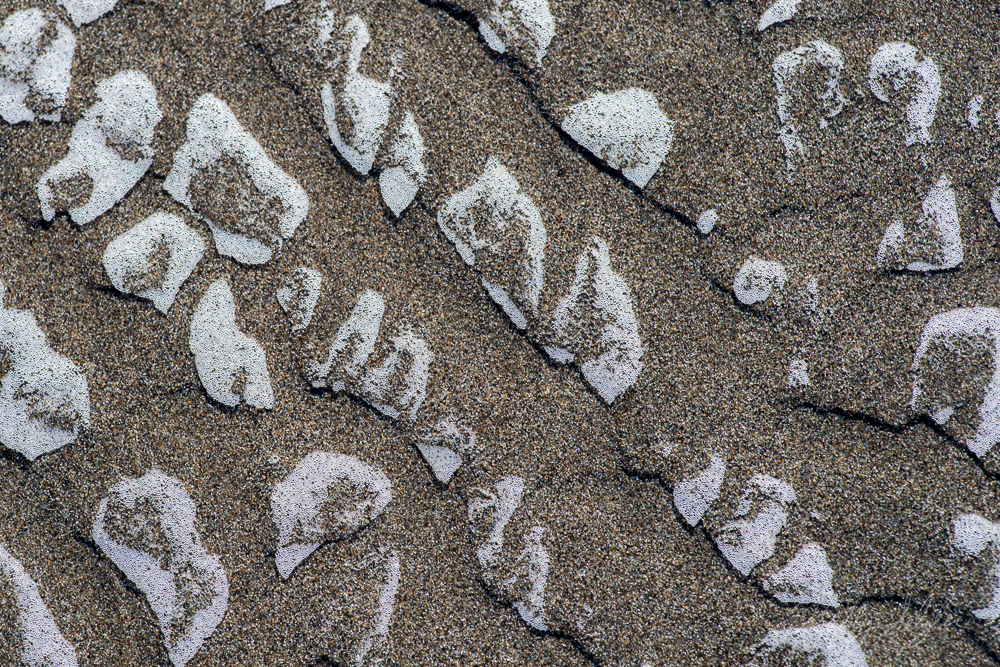 The water and sand can produce so many beautiful patterns.