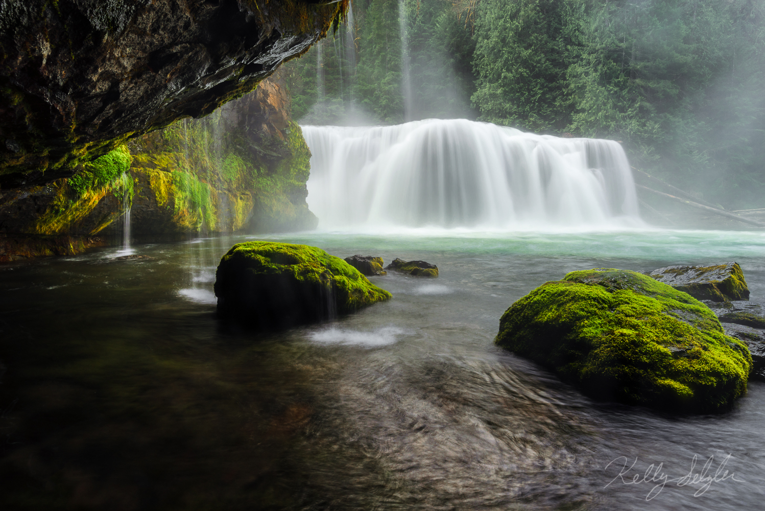 Getting to this waterfall was a bit interesting, but it was well worth it.&nbsp;